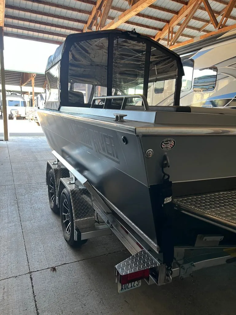 Slide: The Image of North River Commander RB 2024 - 7