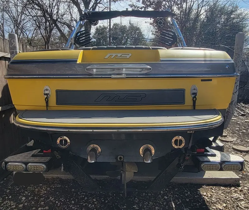 Slide: The Image of MB B-52 2013 - 2