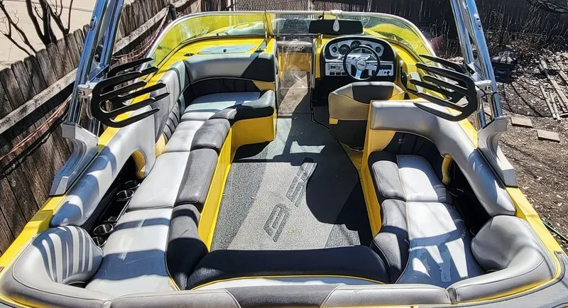 Slide: The Image of MB B-52 2013 - 3