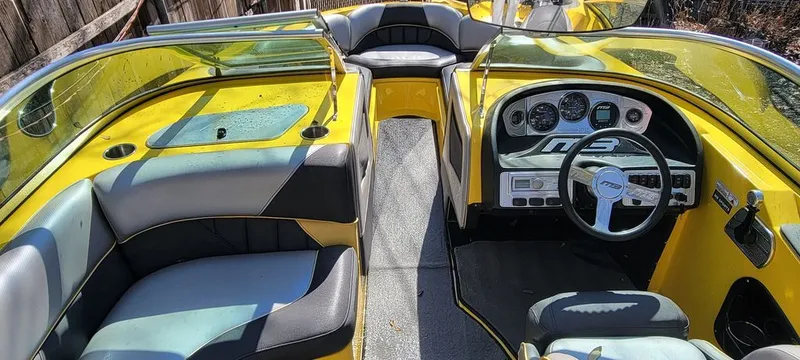 Slide: The Image of MB B-52 2013 - 4