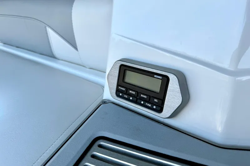 Slide: The Image of Control panel on 2021 Malibu Wakesetter 25 LSV boat interior. - 33