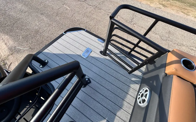 Slide: The Image of Sylvan L3 LZ Platinum 2026 - 50