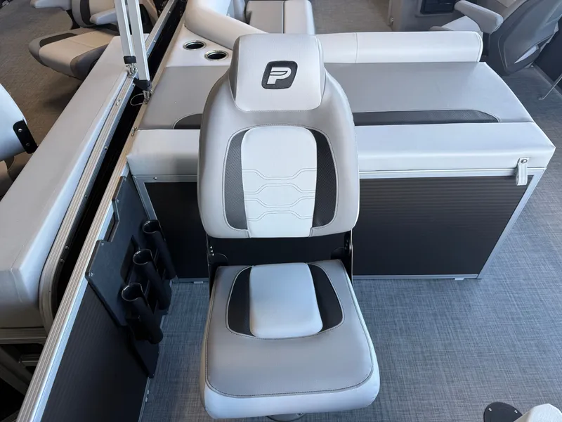 Slide: The Image of Princecraft 23 Sportfisher 2RS Rear Fish Pontoon & Mercury 4-Stroke EFI 2026 - 19