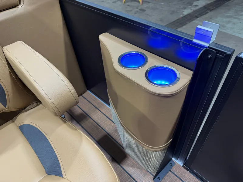 Slide: The Image of Bentley Pontoons Legacy 223 Navigator DL Quad Lounge Tritoon & Honda 4-Stroke EFI 2026 - 23