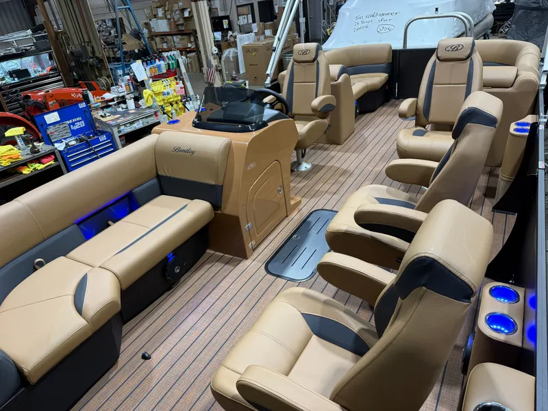 Slide: The Image of Bentley Pontoons Legacy 223 Navigator DL Quad Lounge Tritoon & Honda 4-Stroke EFI 2026 - 30