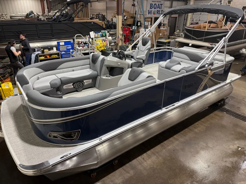 The Image of Tahoe LTZ 2185 Cruise Pontoon & Honda 4-Stroke EFI 2026 - 1