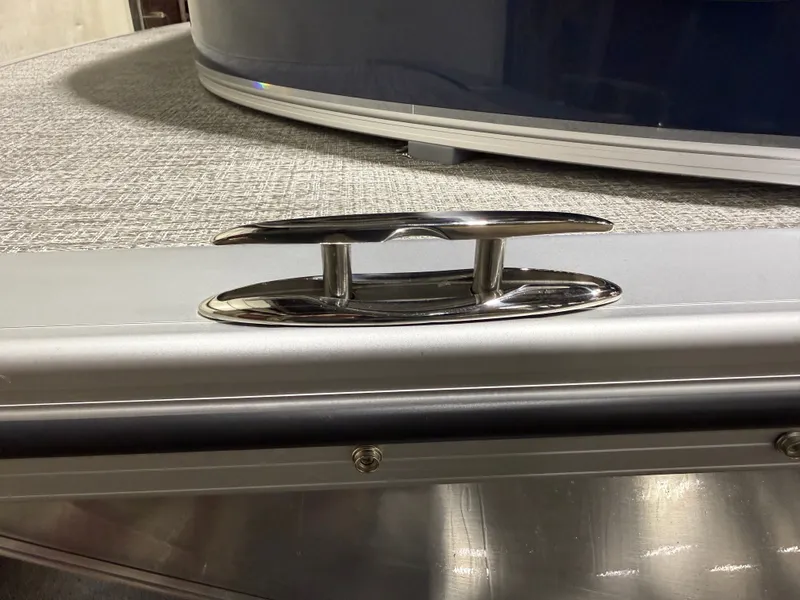 Slide: The Image of Tahoe LTZ 2185 Cruise Pontoon & Honda 4-Stroke EFI 2026 - 32