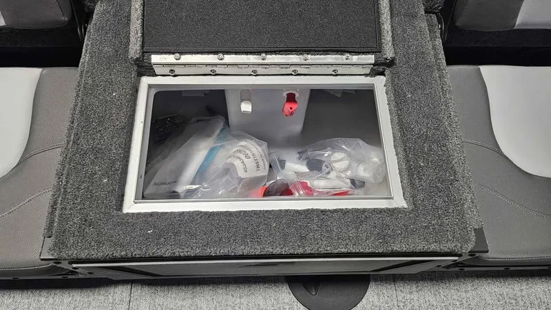 Slide: The Image of Starcraft TITAN 190 FXS 2026 - 12