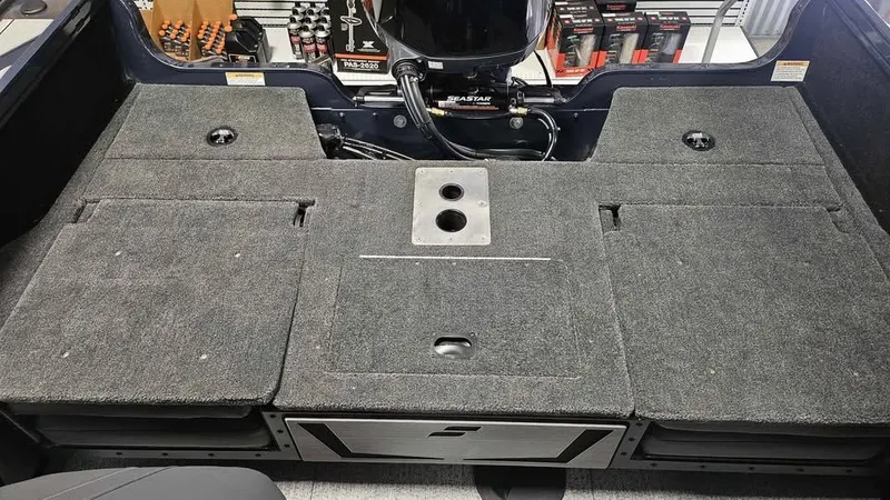 Slide: The Image of Starcraft TITAN 190 FXS 2026 - 14