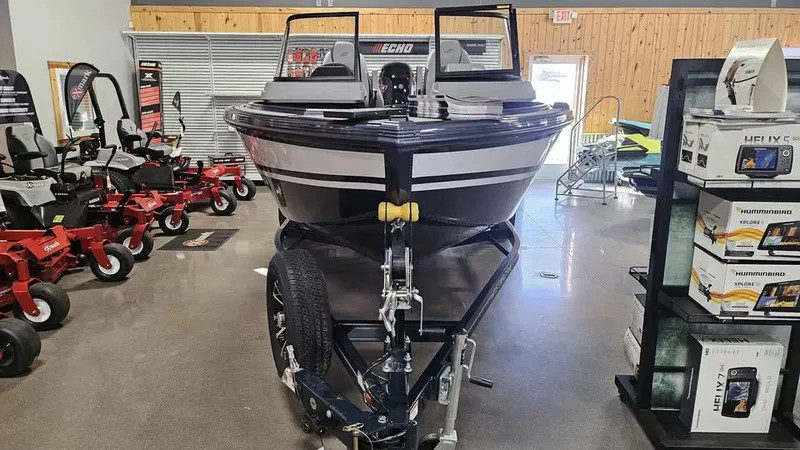 Slide: The Image of Starcraft TITAN 190 FXS 2026 - 16