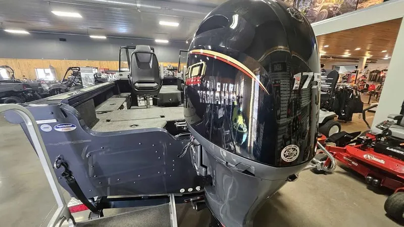 Slide: The Image of Starcraft TITAN 190 FXS 2026 - 17