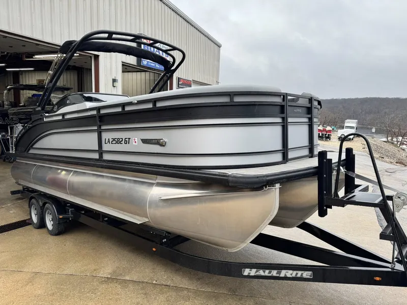 Slide: The Image of Harris Solstice DC 250 SLDH 2025 - 16