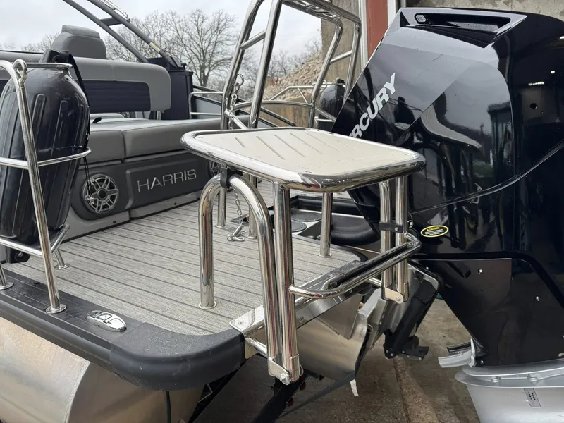 Slide: The Image of Harris Solstice DC 250 SLDH 2025 - 9