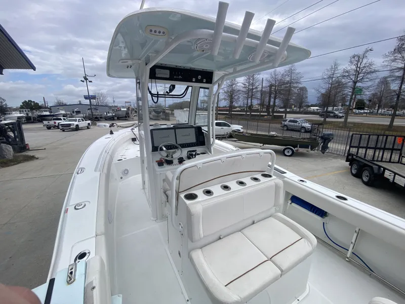 Slide: The Image of Sea Hunt 27 Game Fish forward Seating 2021 - 17