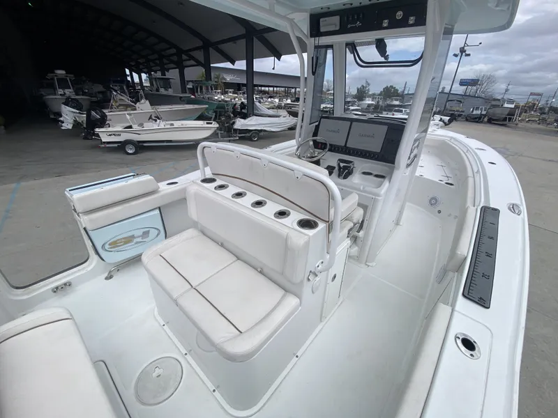 Slide: The Image of Sea Hunt 27 Game Fish forward Seating 2021 - 18