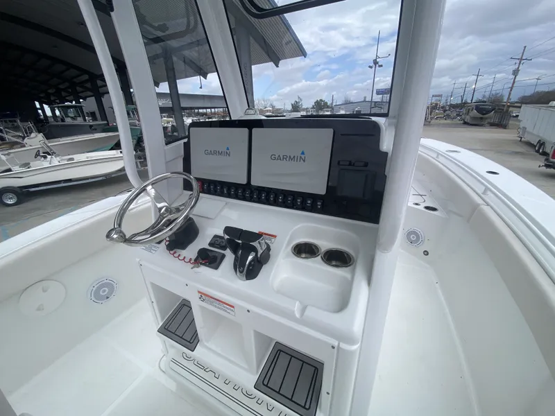 Slide: The Image of Sea Hunt 27 Game Fish forward Seating 2021 - 28