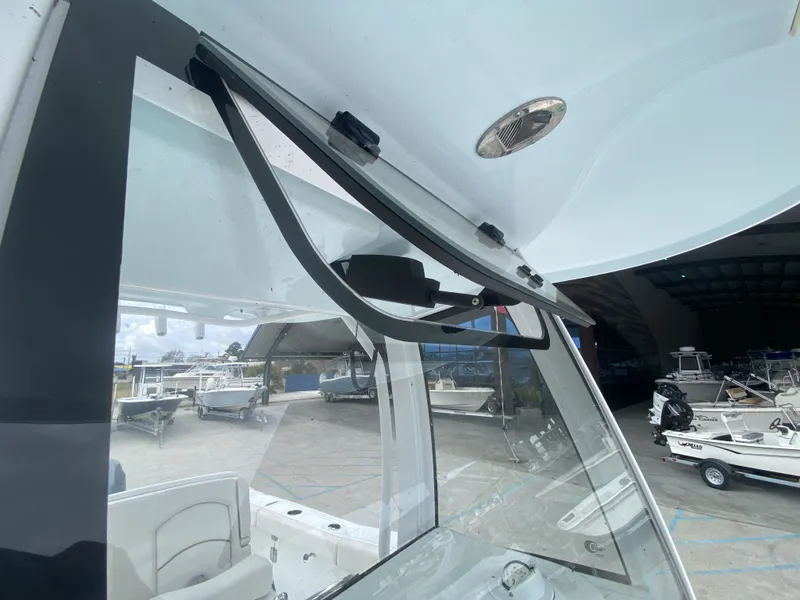 Slide: The Image of Sea Hunt 27 Game Fish forward Seating 2021 - 29