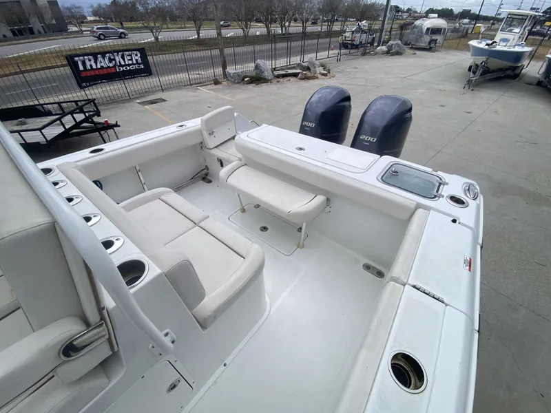 Slide: The Image of Sea Hunt 27 Game Fish forward Seating 2021 - 31