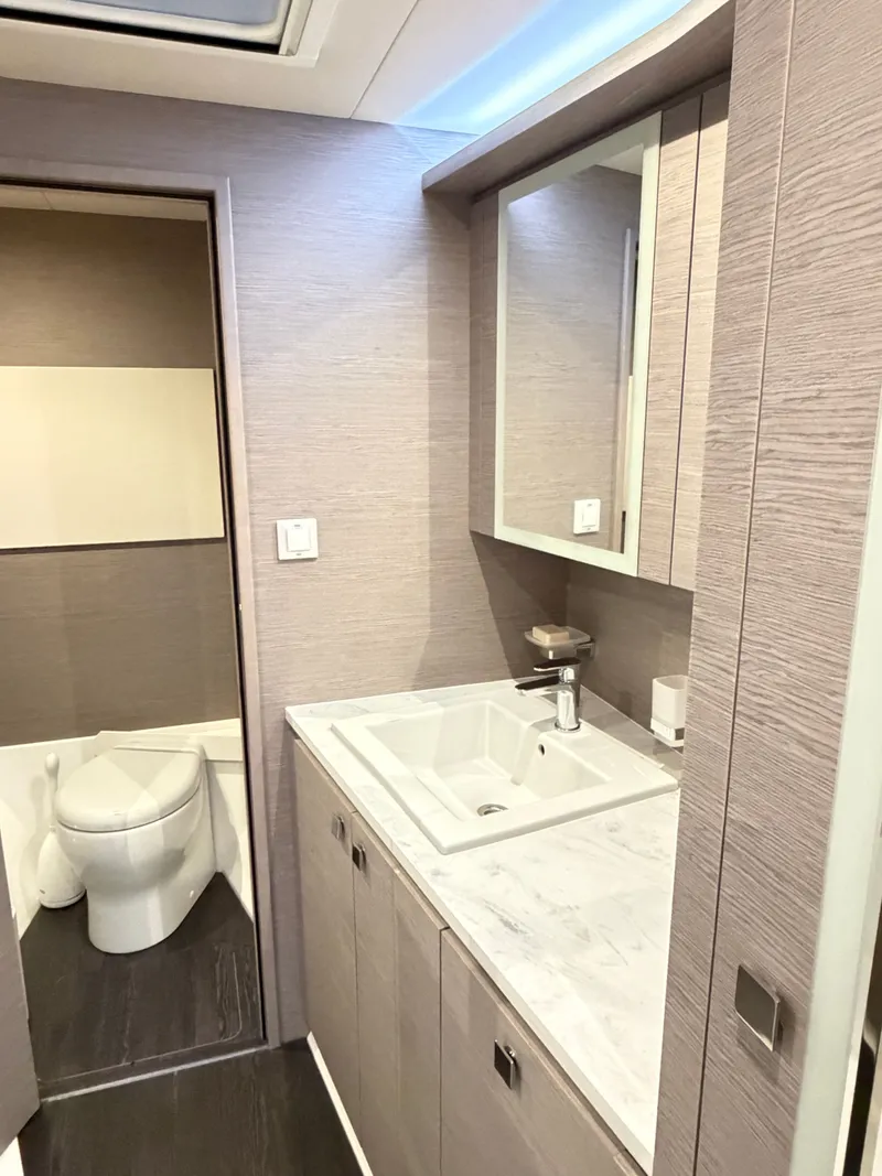 Slide: The Image of Fountaine Pajot MY5 2024 - 20