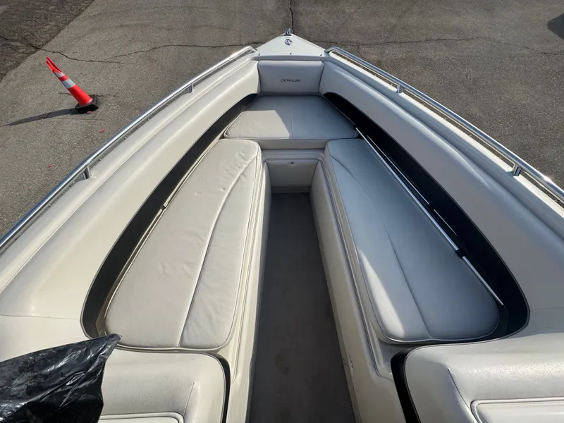 Slide: The Image of Crownline Boats 225 BR 2000 - 21