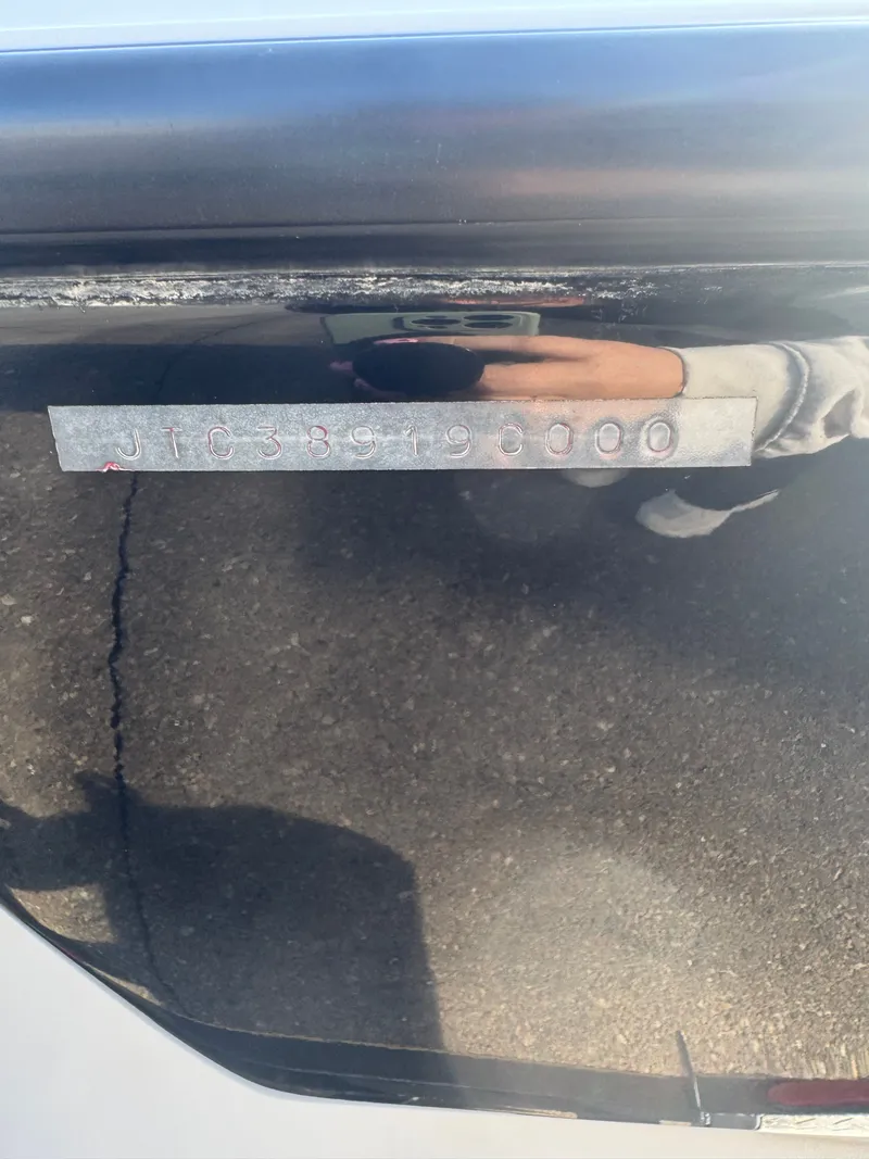 Slide: The Image of Crownline Boats 225 BR 2000 - 23