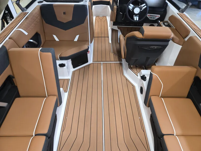Slide: The Image of Nautique Super Air Nautique GS22 2026 - 12