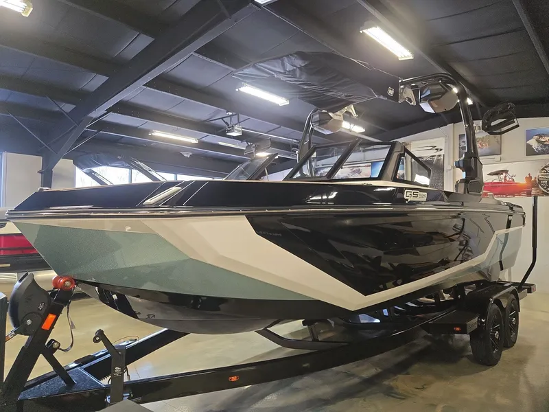 Slide: The Image of Nautique Super Air Nautique GS22 2026 - 3
