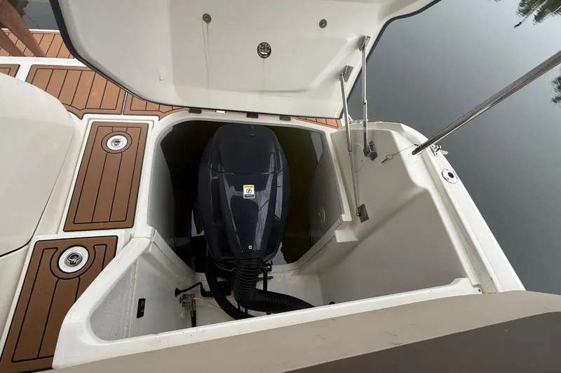 Slide: The Image of Engine compartment of 2014 Sea Ray 370 Venture with open hatch. - 16