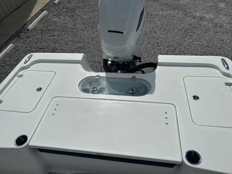 Slide: The Image of Sea Pro 250 Bay 2026 - 12