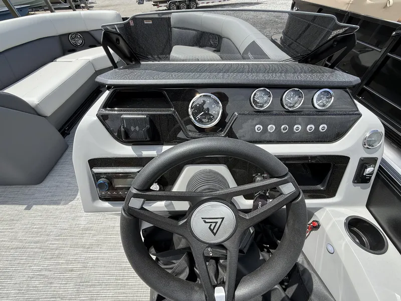 Slide: The Image of Interior view of Viaggio Lago V 22U-TRITOON-HONDA 200, year 2026. - 3