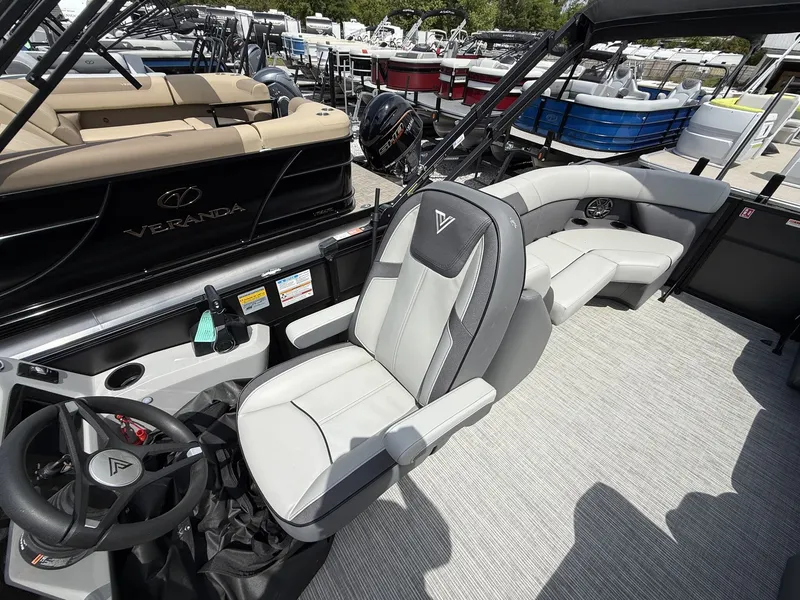 Slide: The Image of Interior of Viaggio Lago V 22U-TRITOON-HONDA 200 boat, year 2026. - 5