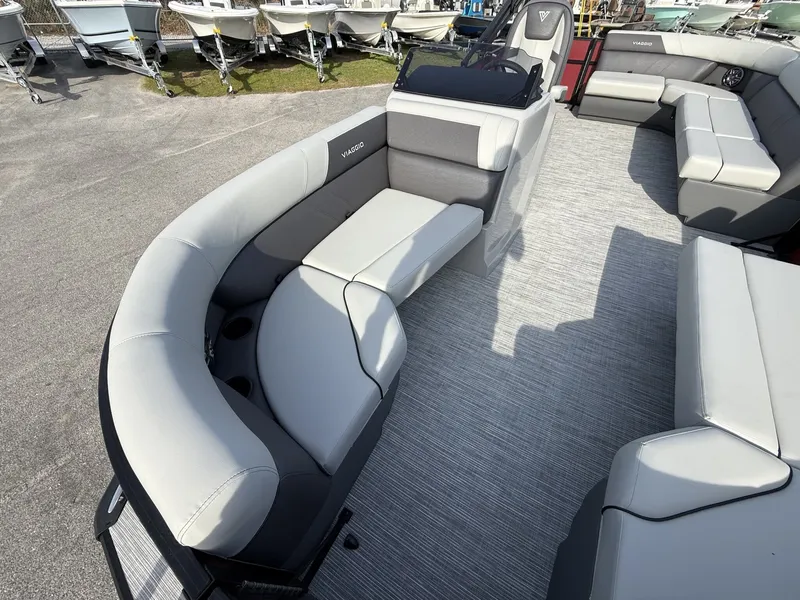 Slide: The Image of Viaggio Lago V-C 20 2026 - 6