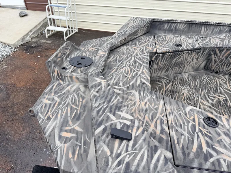 Slide: The Image of Alweld 1652 Invader 2026 - 6