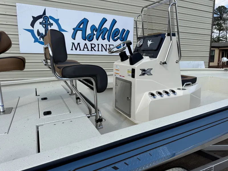 Slide: The Image of Xpress Hyper-Lift Series H22B-WITH TERROVA 2026 - 10