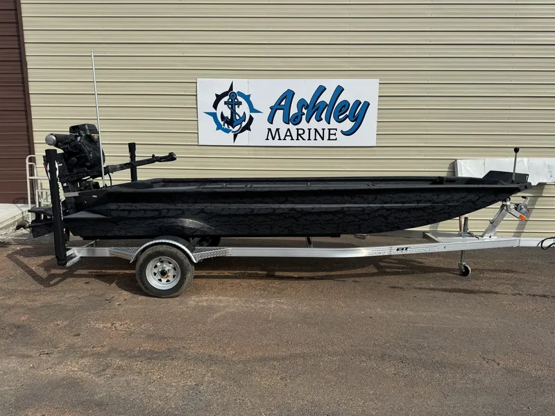 The Image of Xpress Bayou Series 180 boat at Ashley Marine, model year 2026. - 1