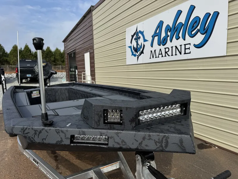 Slide: The Image of Xpress Bayou Series 180 2026 - 7