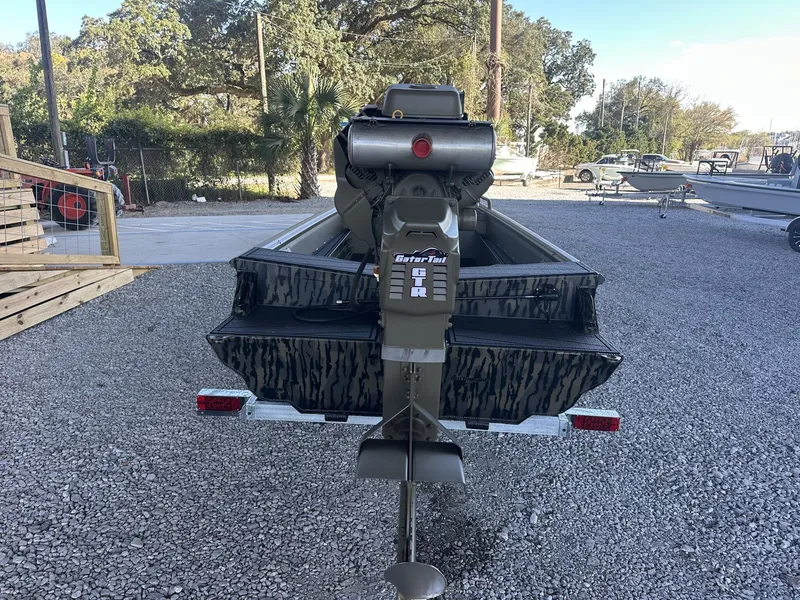 Slide: The Image of Gator-Tail Savage Series 1750 WITH GTR 40 2026 - 7