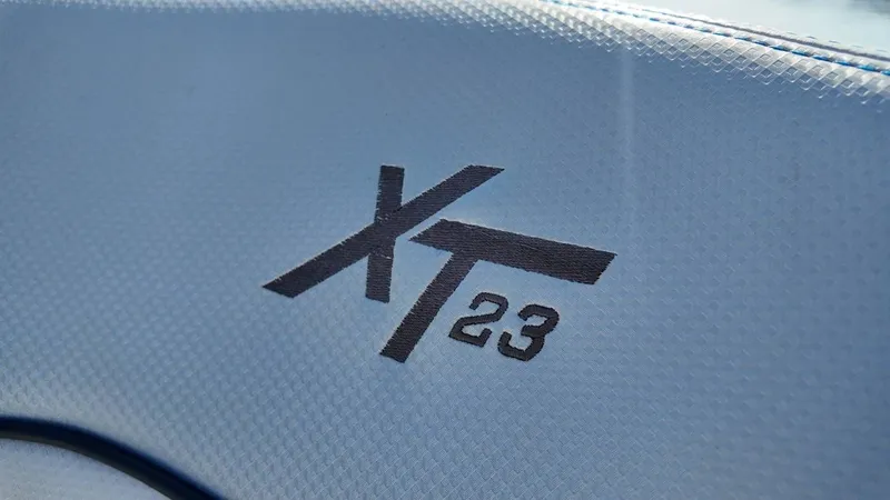 Slide: The Image of MasterCraft XT23 2017 - 15