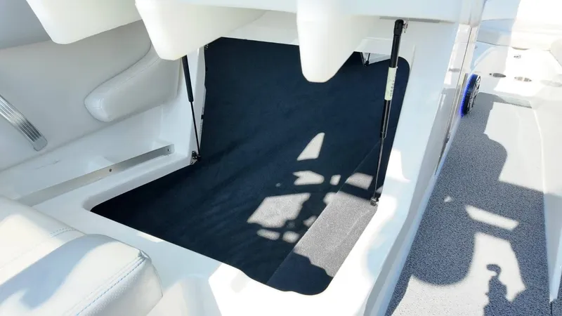 Slide: The Image of MasterCraft XT23 2017 - 45