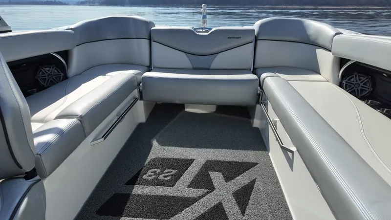 Slide: The Image of MasterCraft XT23 2017 - 49