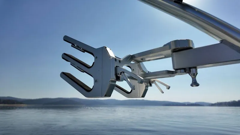 Slide: The Image of MasterCraft XT23 2017 - 58