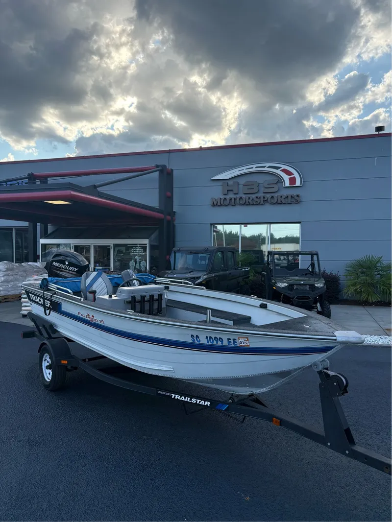 Slide: The Image of Tracker Pro Deep V-16 1993 - 11