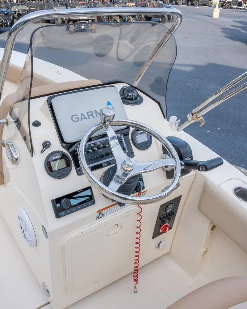 Slide: The Image of Scout 195 Sport Dorado 2022 - 10