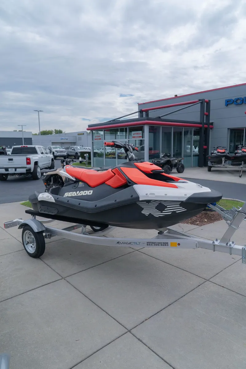 Slide: The Image of Sea-Doo SPARK 3UP TRIXX 2024 - 4