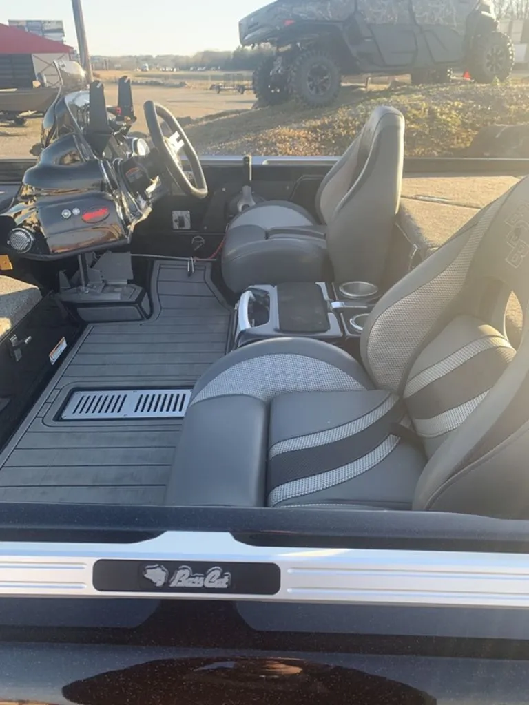 Slide: The Image of Bass Cat Puma STS 2023 - 4