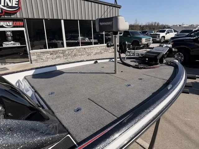 Slide: The Image of Phoenix Bass Boat 920 Elite 2021 - 8