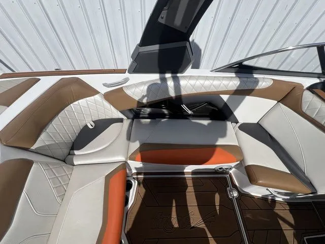 Slide: The Image of Tigé RZR 2017 - 13