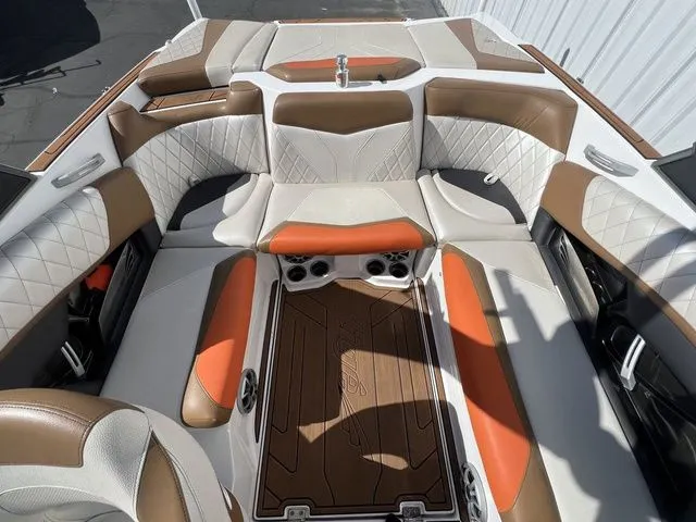 Slide: The Image of Tigé RZR 2017 - 15