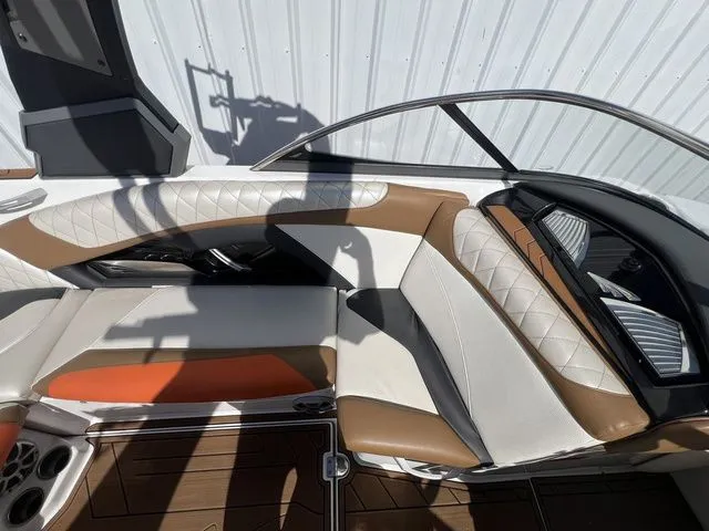 Slide: The Image of Tigé RZR 2017 - 7