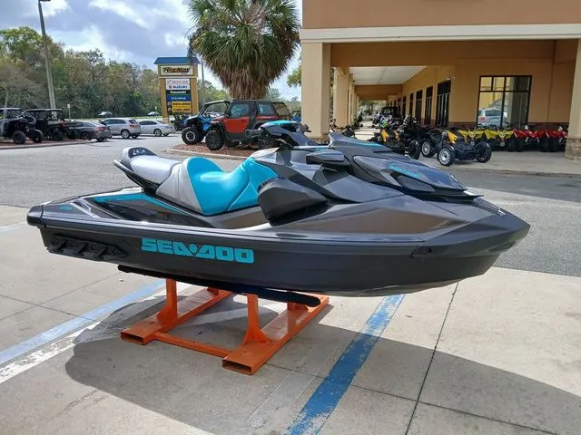 Slide: The Image of Sea-Doo GTR 230 2026 - 14
